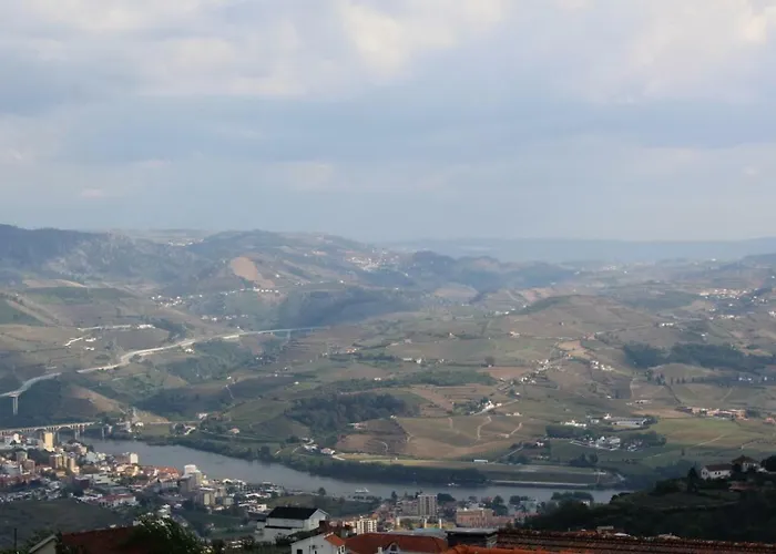 Casa Da Fonte Da Torre Hébergement de vacances Peso da Régua